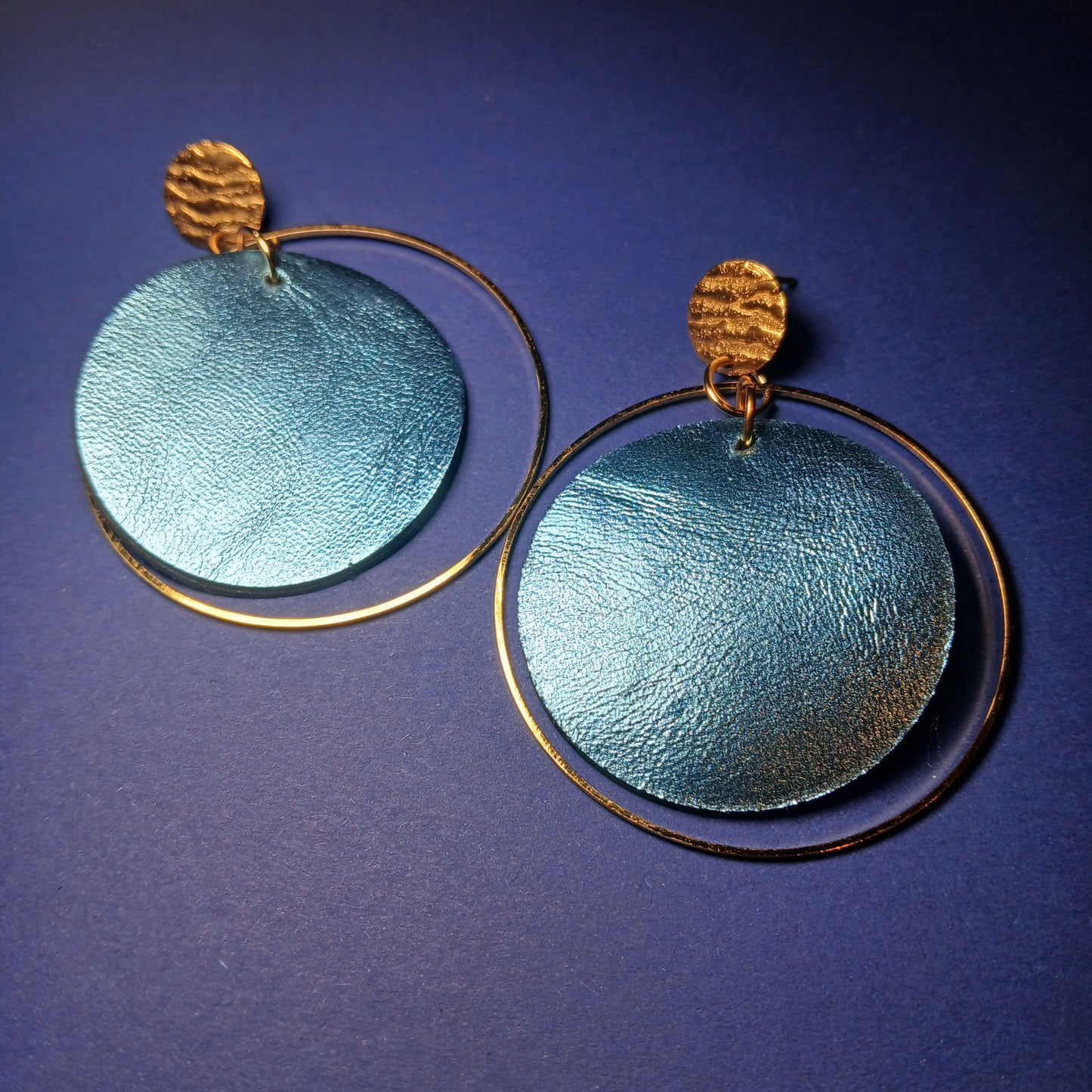 boucles d'oreilles TOURBILLON bleue doux