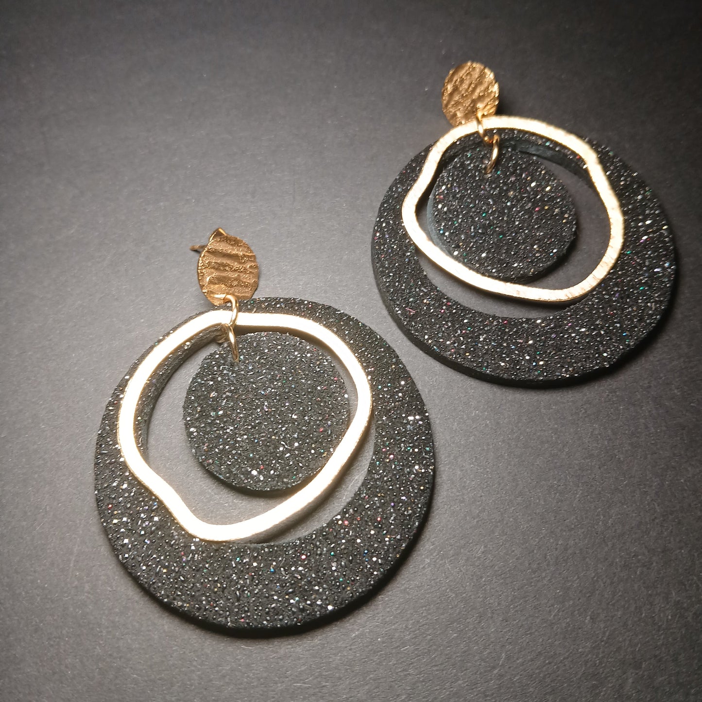 Boucles d'oreilles  PLANET noir paillettes