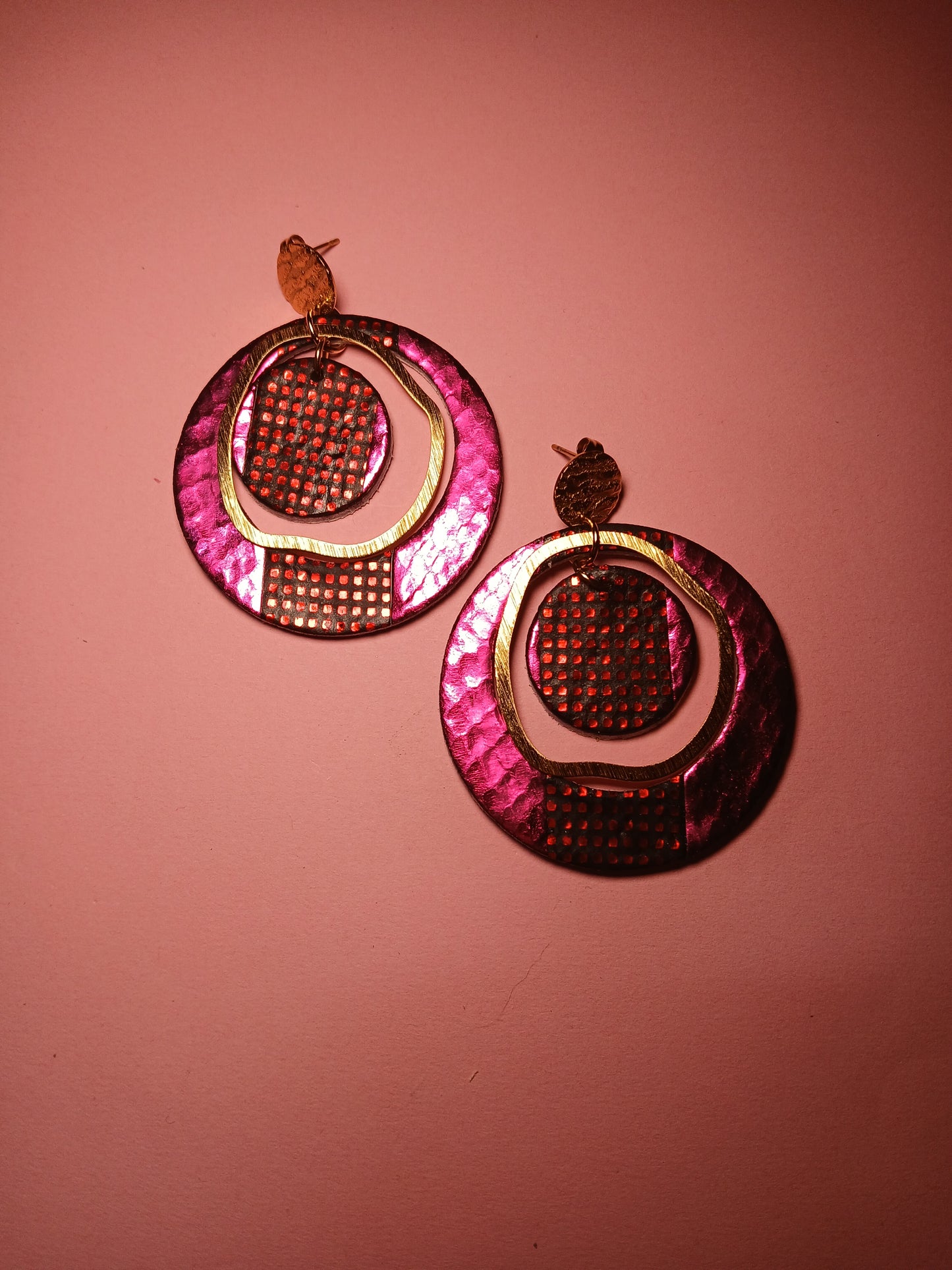 boucles d'oreilles "SIRIUS" rose rouge noir